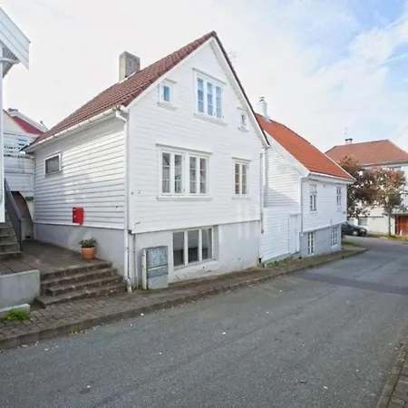 Stunning 3-Bedroom House In Stavanger City Centre